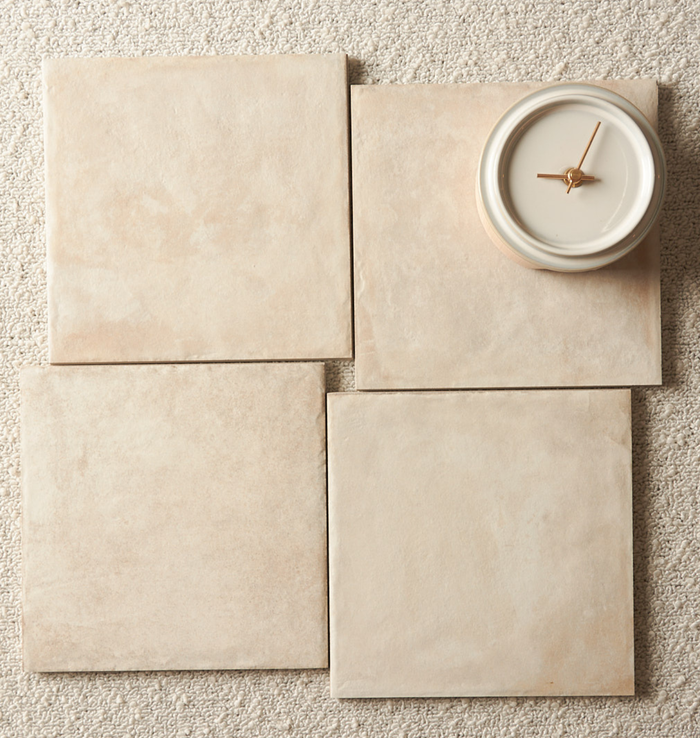 Petite Avorio 200x200mm tile, view 1 - Tile Touch